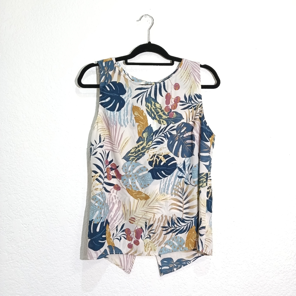 Verse Mirani split back blouse  Stitch Fix